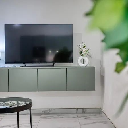 Stylish And Bright 2 Bedroom With Balcony Dcar1-1 San Ġwann