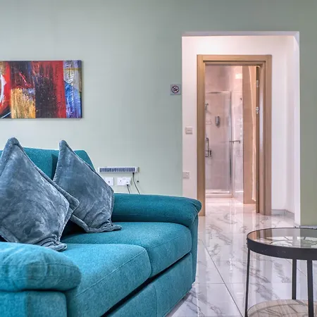 Lägenhet Stylish And Bright 2 Bedroom With Balcony Dcar1-1 *